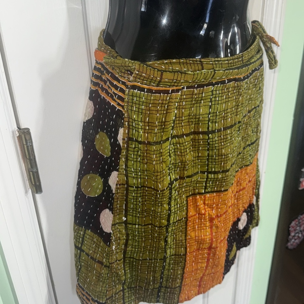 Renew Vintage Bohemian Patchwork Kantha Cotton Wrap Mini Skirt Size Medium - Picture 2 of 11